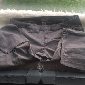 Old navy Size 18 gray pixie pants